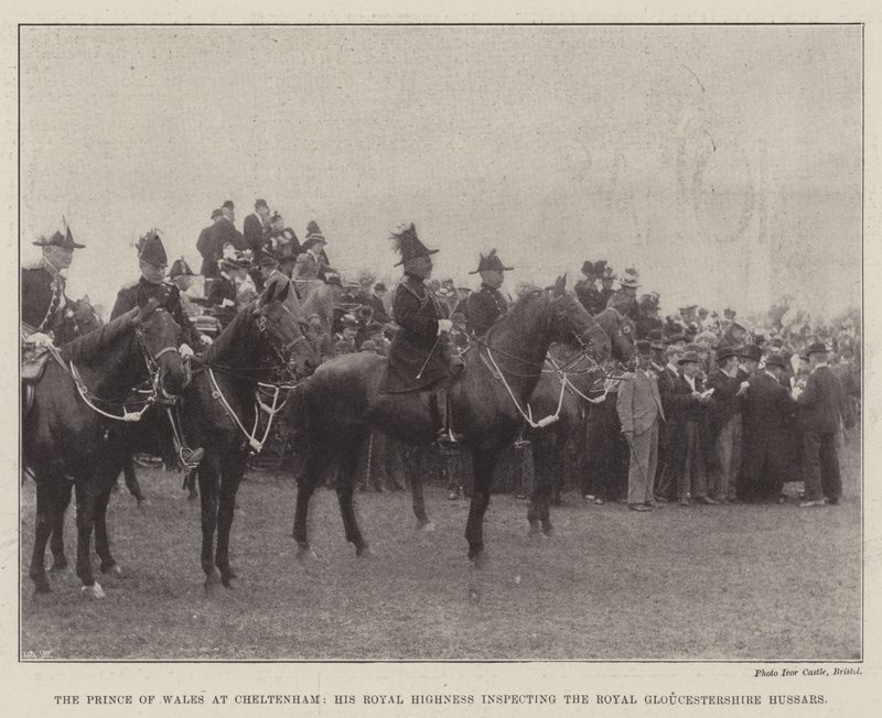 De Prins van Wales in Cheltenham, Zijne Koninklijke Hoogheid inspecteert de Royal Gloucestershire Hussars door English Photographer