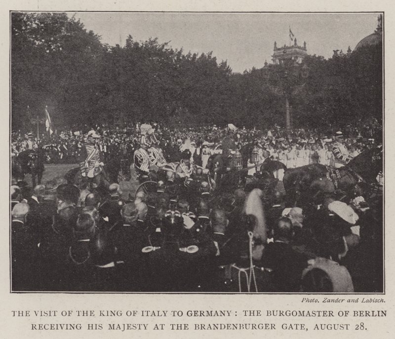 Het Bezoek van de Koning van Italië aan Duitsland, de Burgemeester van Berlijn ontvangt Zijne Majesteit bij de Brandenburger Tor, 28 augustus door English Photographer
