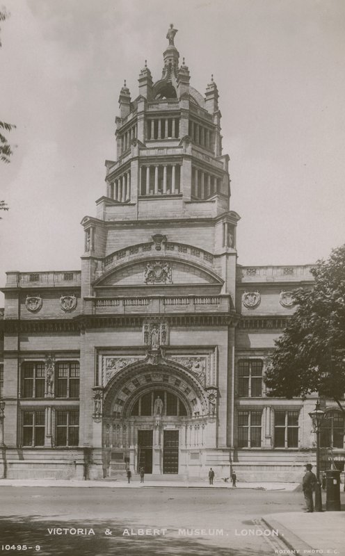Victoria en Albert Museum, Londen door English Photographer