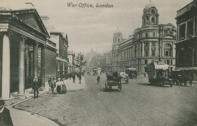War Office, Londen door English Photographer