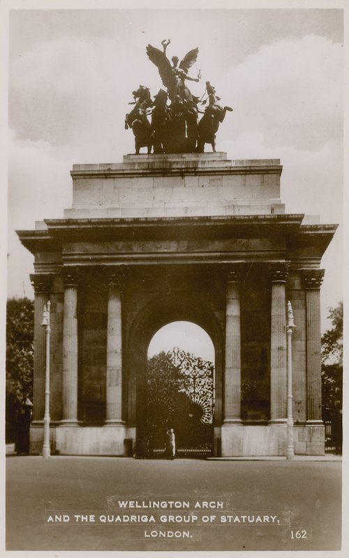 Wellington Arch en de Quadriga Beeldengroep door English Photographer