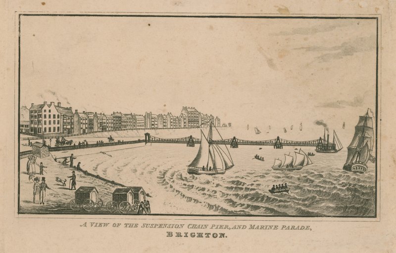 Uitzicht op de hangende Chain Pier en Marine Parade door English School