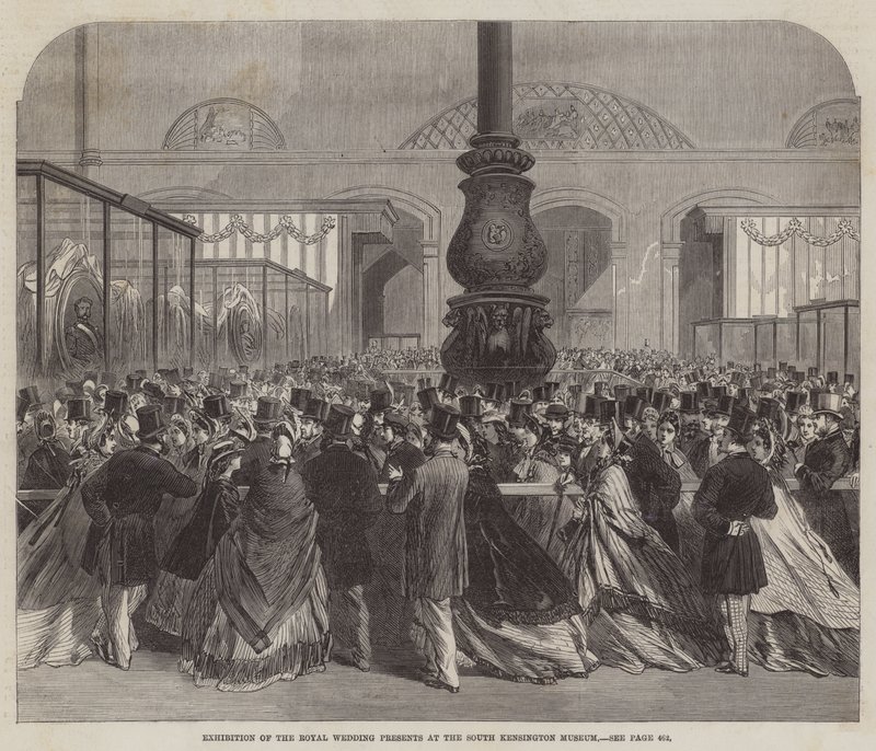 Tentoonstelling van de Koninklijke Huwelijksgeschenken in het South Kensington Museum (gravure) door English School