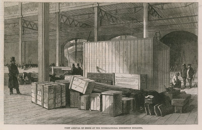 Eerste aankomst van goederen in het Internationale Tentoonstellingsgebouw door English School
