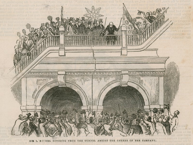 Sir Isambard Brunel trekt zich terug uit de tunnel te midden van het gejuich van het gezelschap door English School