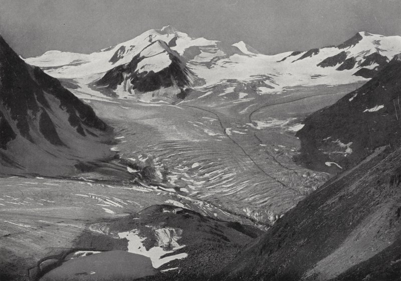 Braunschweiger Hutte, tegen de Wildspitze, Pitztal door European Photographer