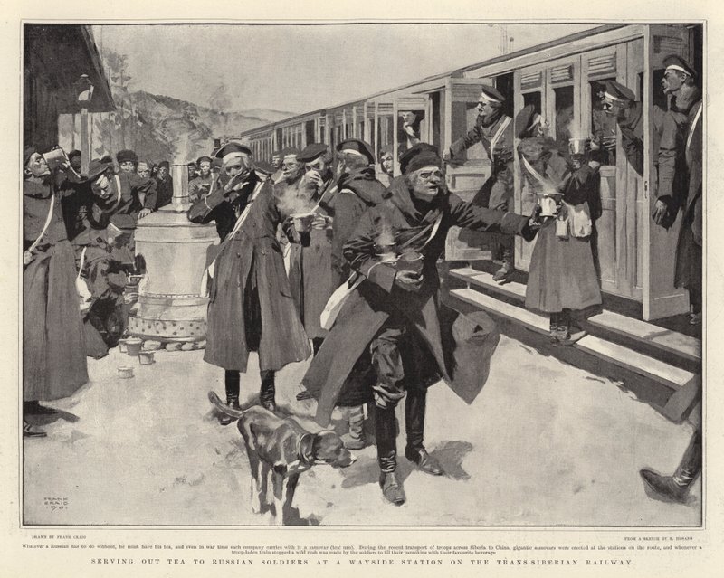 Thee uitdelen aan Russische soldaten bij een station langs de Transsiberische Spoorweg door Frank Craig