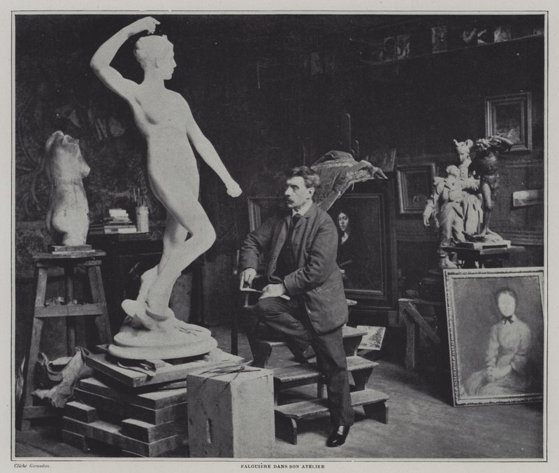 Franse schilder en beeldhouwer Alexandre Falguiere in zijn studio door French Photographer