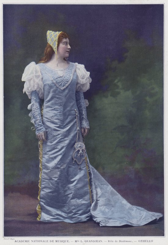 Louise Grandjean als Desdemona in Othello door French Photographer