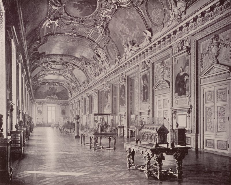 Parijs: Galerie van Apollo, Louvre Museum, kijkend naar het Zuiden door French Photographer