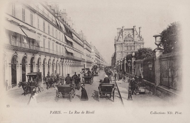 Parijs, La Rue De Rivoli door French Photographer