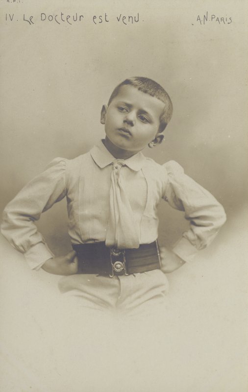 Portret van een kleine jongen door French Photographer