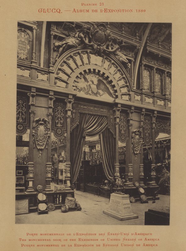 De monumentale deur van de tentoonstelling van de Verenigde Staten van Amerika door French Photographer