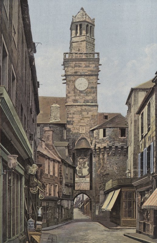 Vire, Klokpoort, buitenzijde van de stad door French Photographer