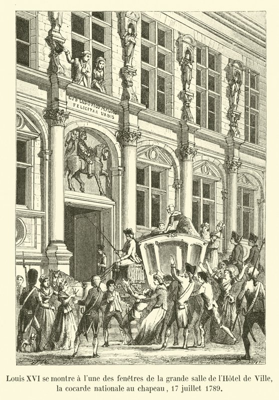 Lodewijk XVI toont zich aan een van de ramen van de grote zaal van het stadhuis, met de nationale kokarde op zijn hoed, 17 juli 1789 door French School