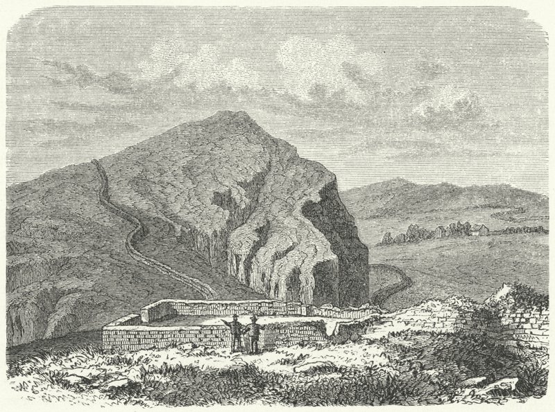 Overblijfselen van de Muur van Severus, ten noorden van de Muur van Hadrianus door German School
