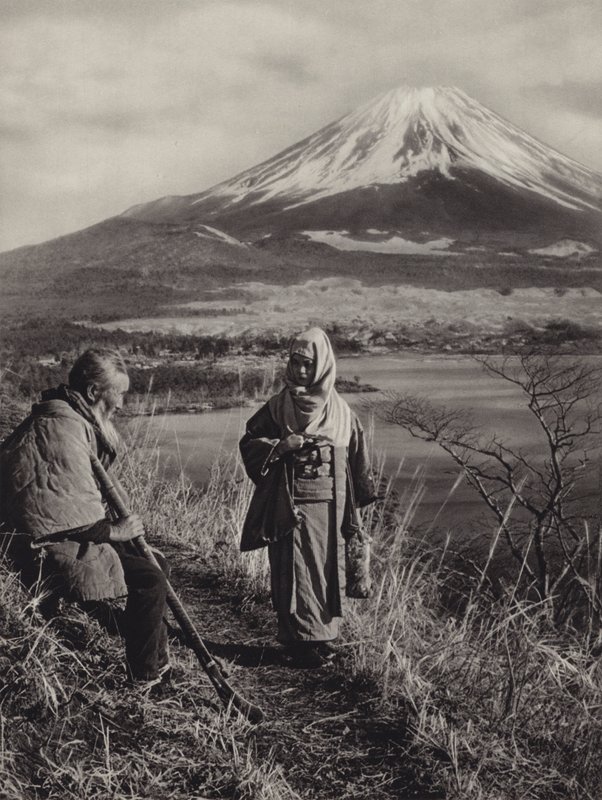 Japan in de jaren 1920: Fuji, Japans meest heilige berg door Herbert Ponting