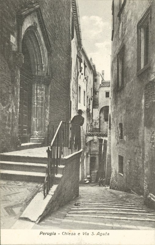Perugia: Kerk en Via S. Agata (zwart-wit foto) door Italian Photographer