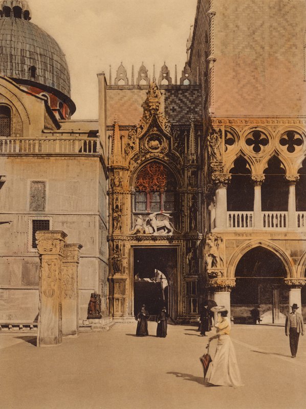Venetië / Venice: Porta della Carta (ingekleurde foto) door Italian Photographer