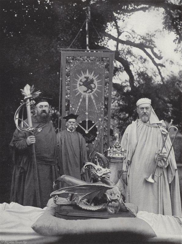 De Welsh Eisteddfod, Regalia en Officieren door J. Benjamin Stone