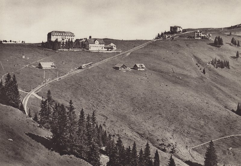 Hotel Rigi Staffel, elektrische Arth Rigi Bahn door Jean Gaberell