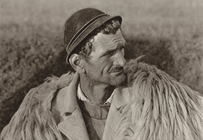 Roemenië: Herder van Santa Maria door Kurt Hielscher