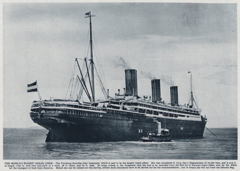 Imperator, oceaanstomer gebouwd voor de Duitse Hamburg America Line in 1913, gebruikt door de geallieerden om Amerikaanse troepen terug naar de Verenigde Staten te vervoeren na het einde van de Eerste Wereldoorlog door Photographer German