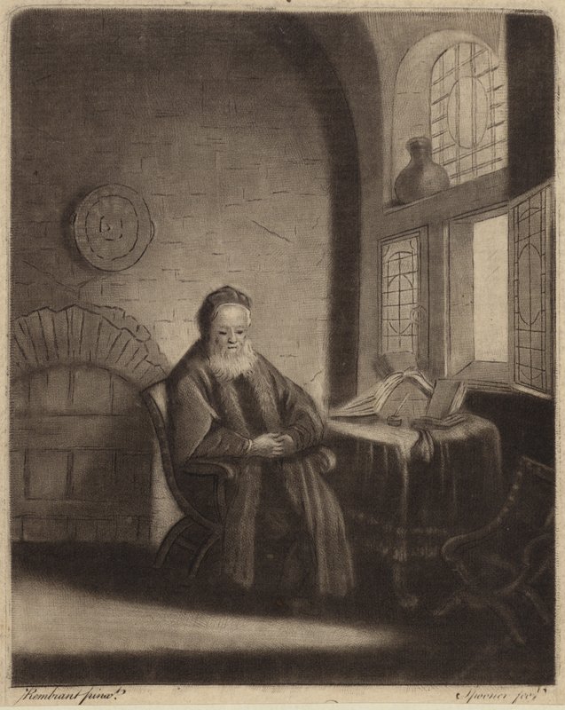 Een bejaarde bebaarde filosoof zittend aan een bureau voor een raam door Rembrandt van Rijn