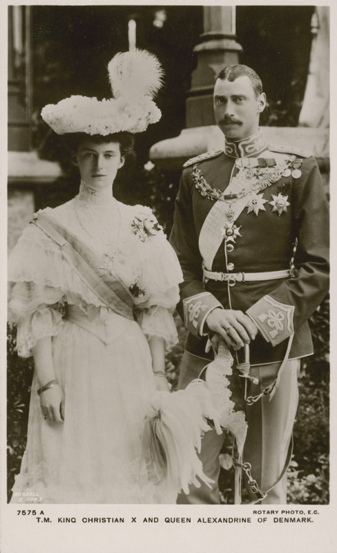 Koning Christian X en Koningin Alexandrine van Denemarken door Russian Photographer