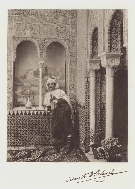 Albert F Calvert, Portret en Handtekening door Spanish Photographer