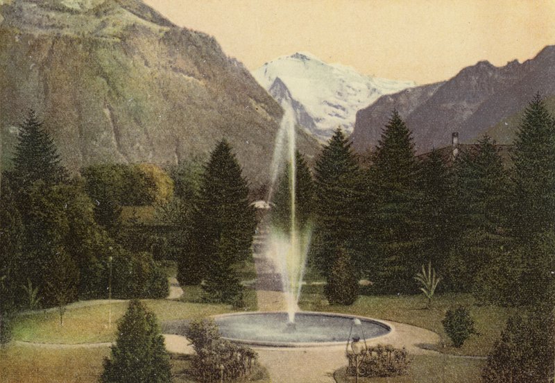 Berner Oberland: Interlaken, Kurgarten door Swiss Photographer