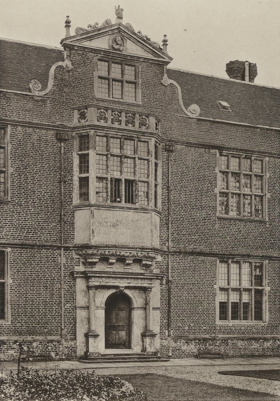 Deur, Ingangsbaai, de Zuidvleugel, Cobham Hall door William Galsworthy Davie