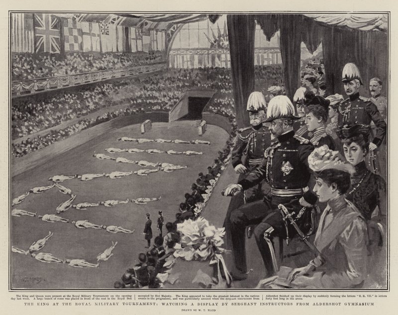 De Koning bij het Koninklijk Militair Toernooi, kijkend naar een show door Sergeant Instructeurs van Aldershot Gymnasium door William T. Maud