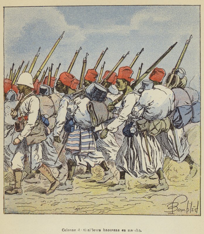 Kolonne van Haussa-scherpschutters op mars door after Louis Charles Bombled