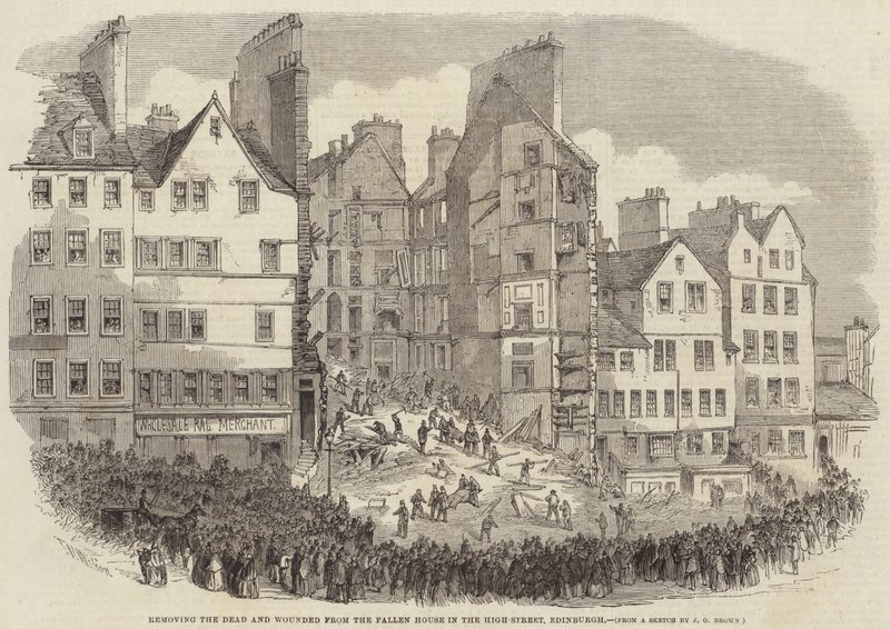 Het verwijderen van de doden en gewonden uit het ingestorte huis in de hoofdstraat, Edinburgh door after Thomas Harrington Wilson