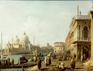 Venetië: een uitzicht op Santa Maria della Salute en het Canal Grande vanaf de Piazzetta