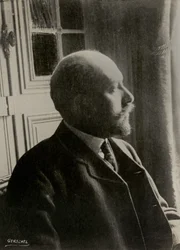 Portret van de schrijver Alfred Capus (foto)