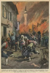 In Thessaloniki breidde een nachtelijke brand in een houtopslag zich angstaanjagend uit