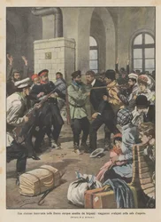 Een treinstation in Europees Rusland overvallen door bandieten, reizigers beroofd in de wachtkamer