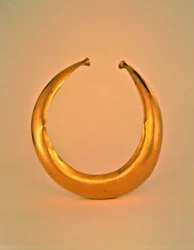 Halsband, Mooghaun North, County Clare, Late Bronstijd, 800-700 v.Chr.