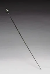 Kledingpin, c.1400 v.Chr. (gegoten en gesmeed brons)