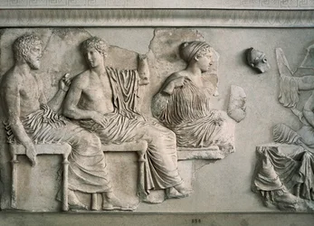 Poseidon, Apollo, Artemis en Aphrodite afgebeeld op de oostelijke fries van het Parthenon