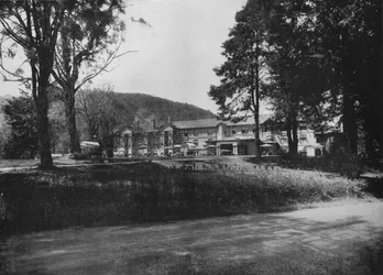 Het Grand Hotel, Nuwara Eliya, c1890, 1910