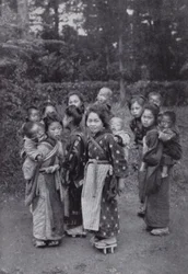 Grote Zussen en Kleine Broers