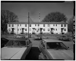 John Hope Homes, Gebouw B-1, 338 Spelman Lane (Oorspronkelijk Leonard Street), Atlanta, Fulton County, GA