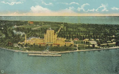Miami, Florida, ca 1925: Het prachtige Flamingo Hotel en omgeving (kleurenfoto)