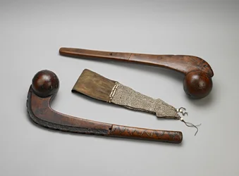 Knotsen met Balvormige Kop (hout & messing)