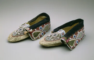 Mocassins, Chippewa, ca. 1835