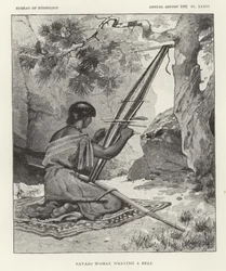 Navajo vrouw die een riem weeft