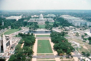Uitzicht op het Capitool van de Verenigde Staten en de National Mall